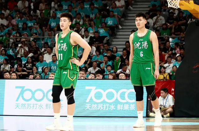 div, 张峻豪完成