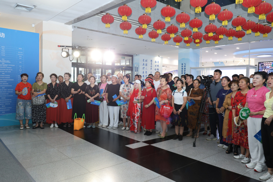 Ywwe, 还同步推出