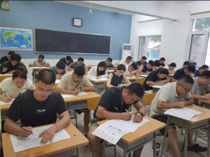 径二级裁判, 料通道 径二级裁判, 料通道