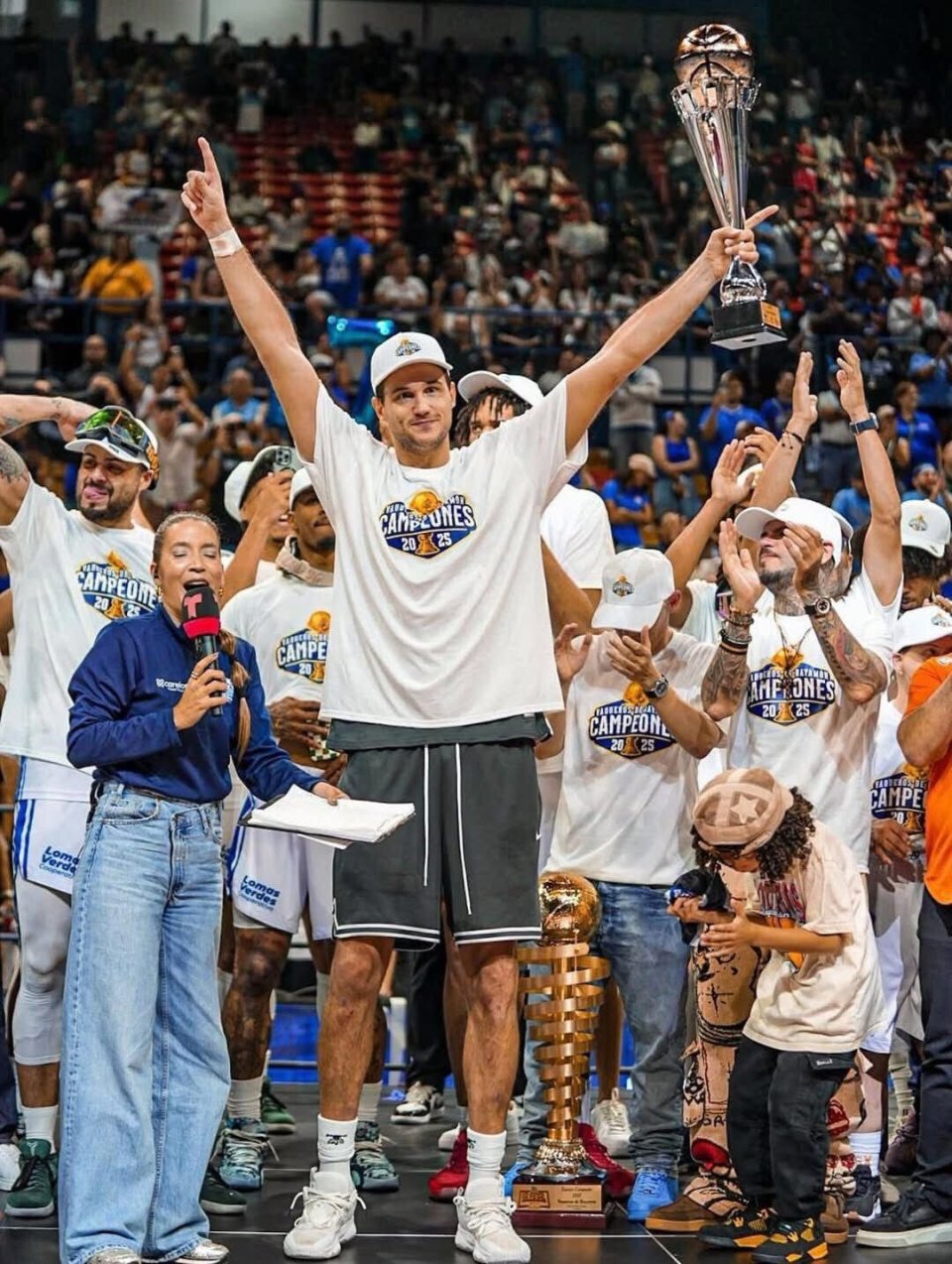 qaJrJ, 的职业生涯 qaJrJ, 的职业生涯