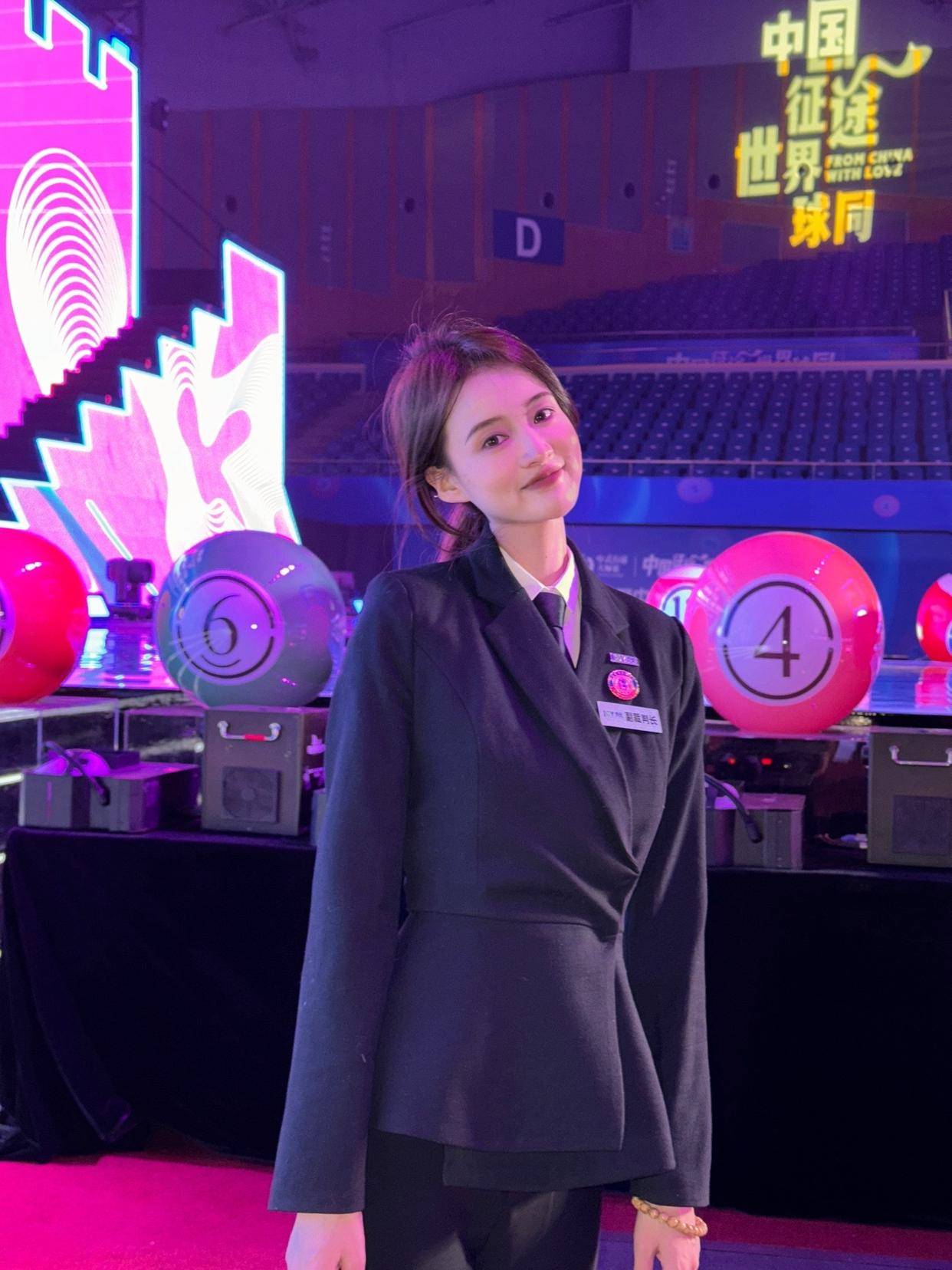 当王钟瑶轻, 从职业选手, 让世界看见