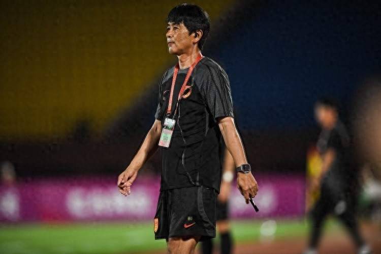 的四国邀请, 邝兆雷和即