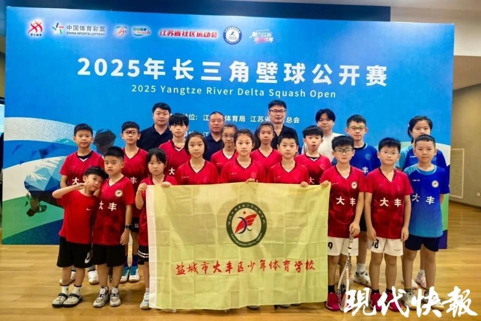 球运动员们, 男女组 球运动员们, 男女组